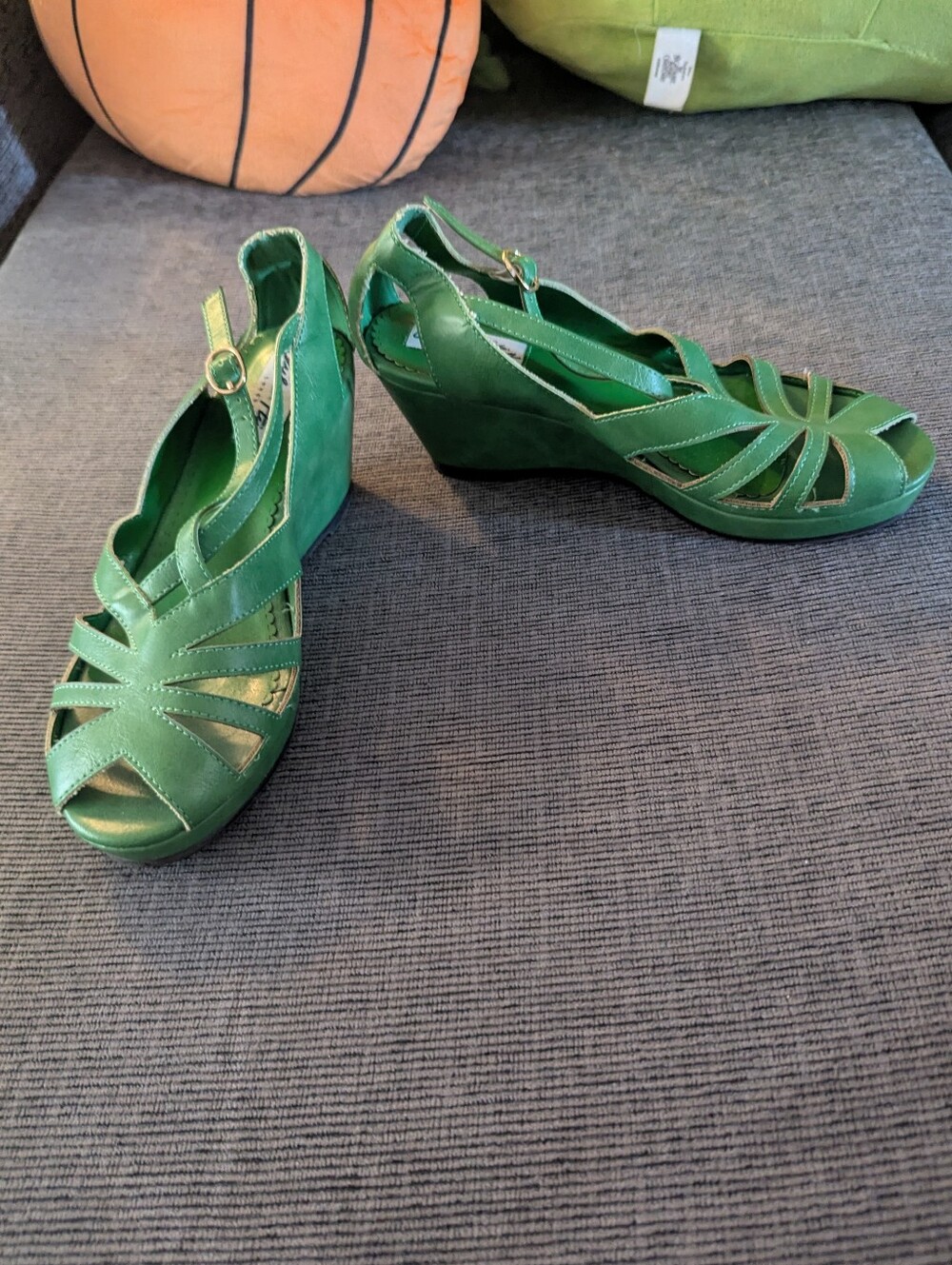 Lulu Hun London Giada Green Wedges